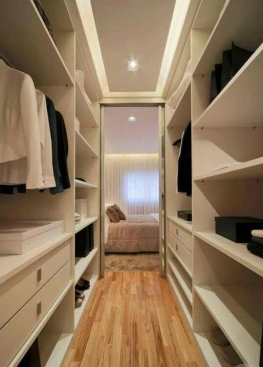 П-образная гардеробная комната в спальню Искитим